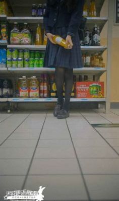《年轻女教师2》电影_高清神马影院在线