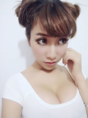新诱人的女仆2_BD韩语在线观看高清
