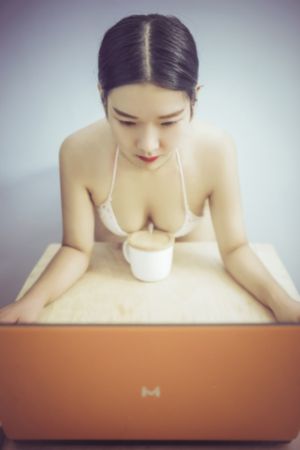 妈妈的朋友韩国伦理电影_视频大全成人直接看