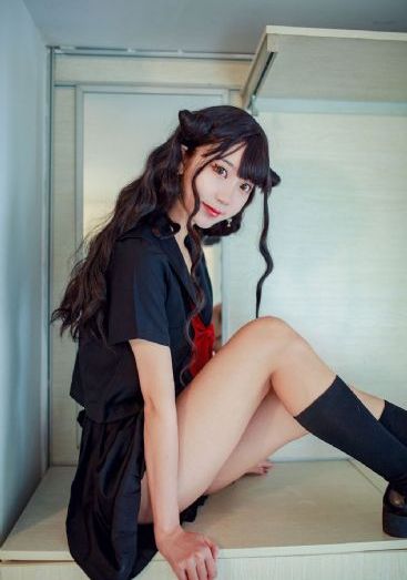 美女免费在线_DVD高清在线