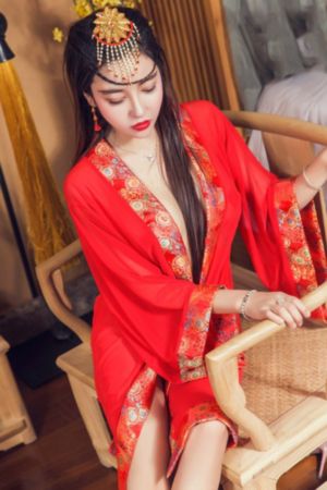 女王教师的高跟鞋调教小说_BD国语免费观看